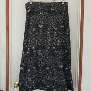 No Boundaries Maxi skirt
